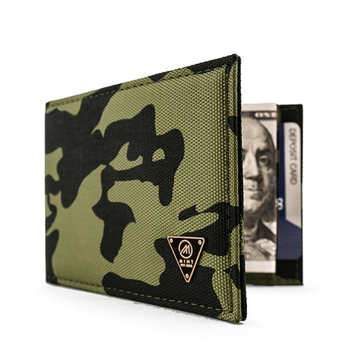 Camo Nylon Magnetic Bifold