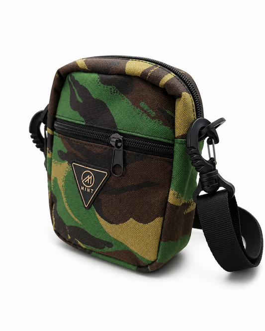 Smell Absorbent Day Bag in Camo